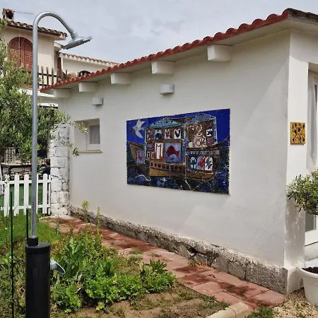 A Due Passi Dal Mare